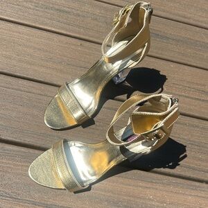 DOLLHOUSE SYNTH GOLD‎ AND CLEAR GLASS HIGH HEEL Size 10